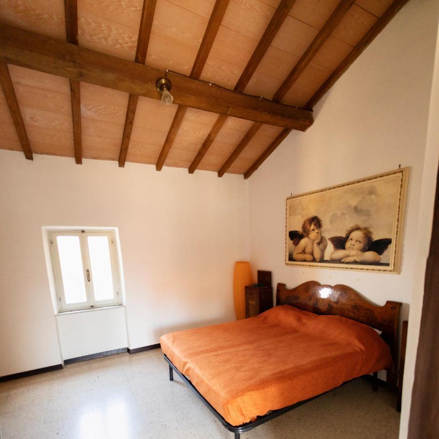 La Casa Di Augusto Hotel Bomarzo Luaran gambar